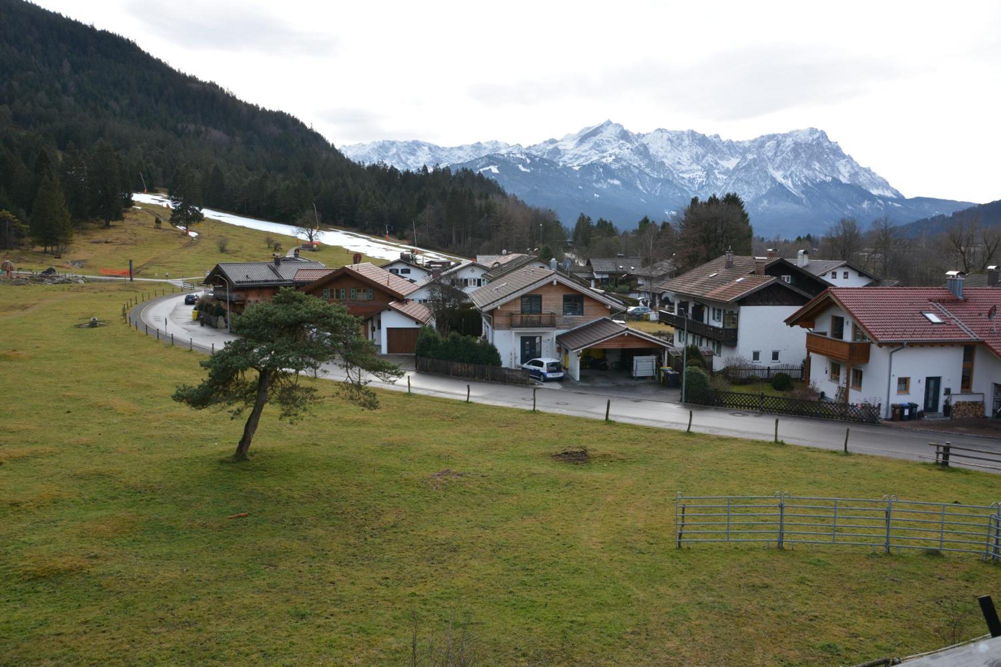 Ferienwohnung Farchanter Alm Mit Schlafzimmer, Wohnzimmer Und Schlafnische Exterior foto