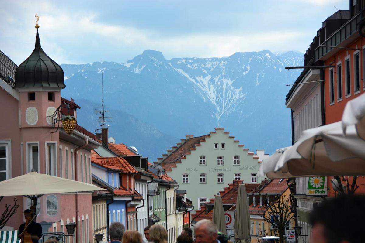 Ferienwohnung Farchanter Alm Mit Schlafzimmer, Wohnzimmer Und Schlafnische Exterior foto