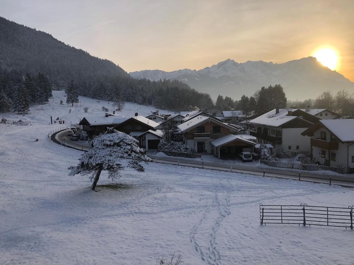 Ferienwohnung Farchanter Alm Mit Schlafzimmer, Wohnzimmer Und Schlafnische Exterior foto