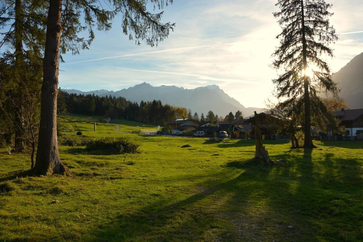 Ferienwohnung Farchanter Alm Mit Schlafzimmer, Wohnzimmer Und Schlafnische Exterior foto