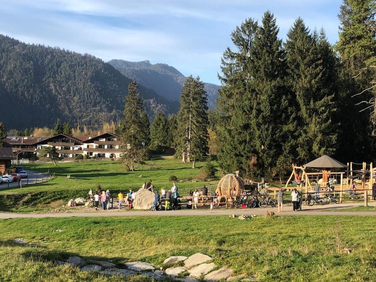 Ferienwohnung Farchanter Alm Mit Schlafzimmer, Wohnzimmer Und Schlafnische Exterior foto